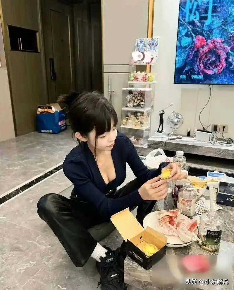 女网红造谣碰瓷男明星 黑红流量网红司晓迪 网红造谣被封禁_抖音网红黑料网站链接是什么意思,
