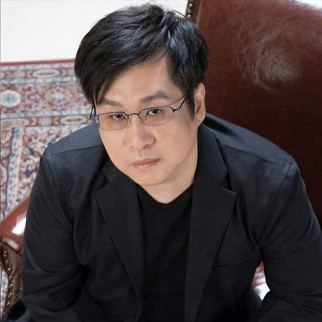 郑智化抨击娱乐圈_郑智化机场风波 口无遮拦歌手口碑崩塌 64岁歌手事业下滑
