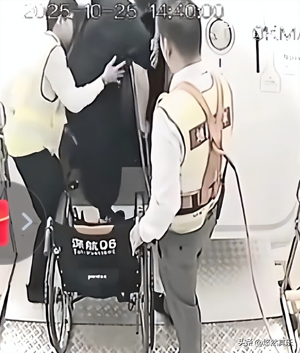 郑智化深圳机场残疾人登机事件_无障碍设施残疾人出行问题_郑智化抨击娱乐圈
